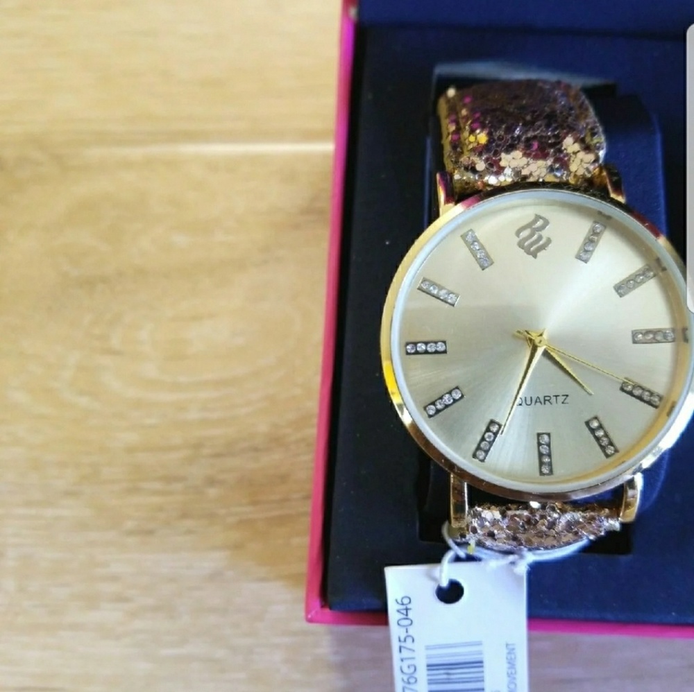 Watch and Key Chain Gift set - Picture 3 of 4